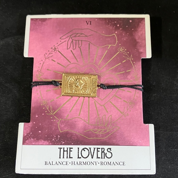 Francesca's Collections Gold tone Tarot “The Lovers” Card Bracelet - Picture 1 of 3